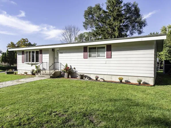 324 W Depot STREET, Silver Lake, WI 53170