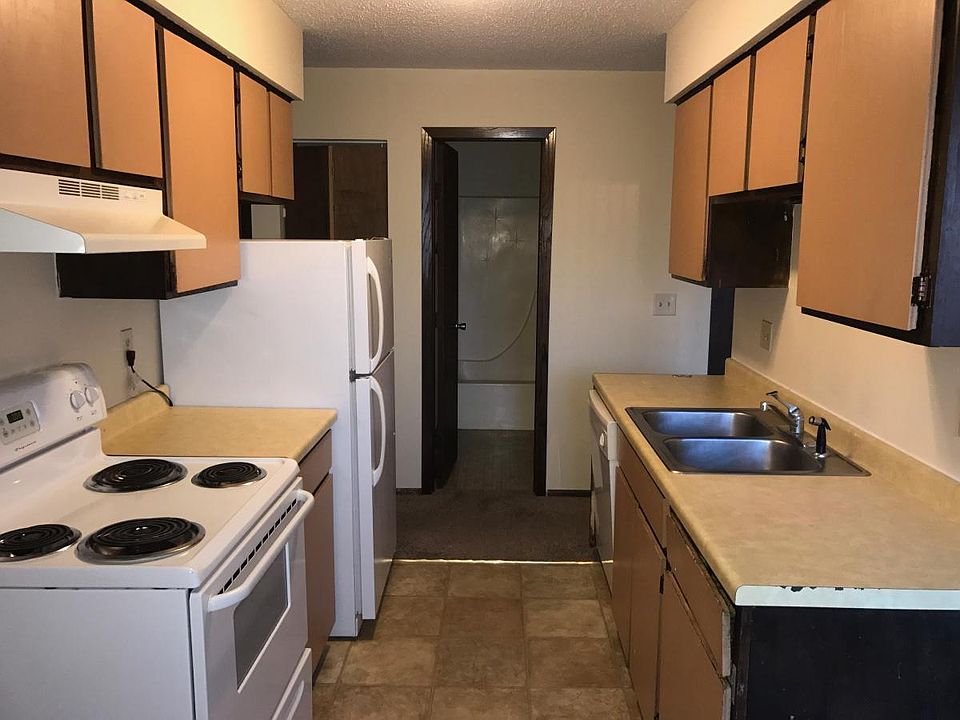 2nd image of 1321 Centennial Dr #104