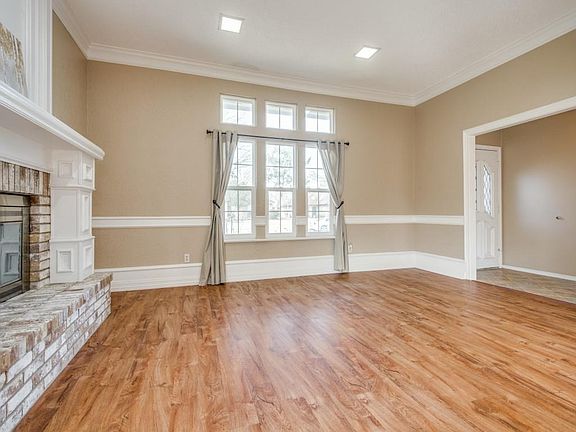 5th image of 4116 Mesa Dr