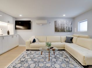 914 Independence Ave SE #B, Washington, DC 20003