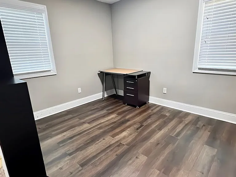 2752 Santa Barbara Dr NW — Photo 11