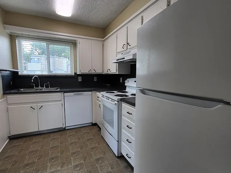 1626 Glenn Bo Dr — Photo 6