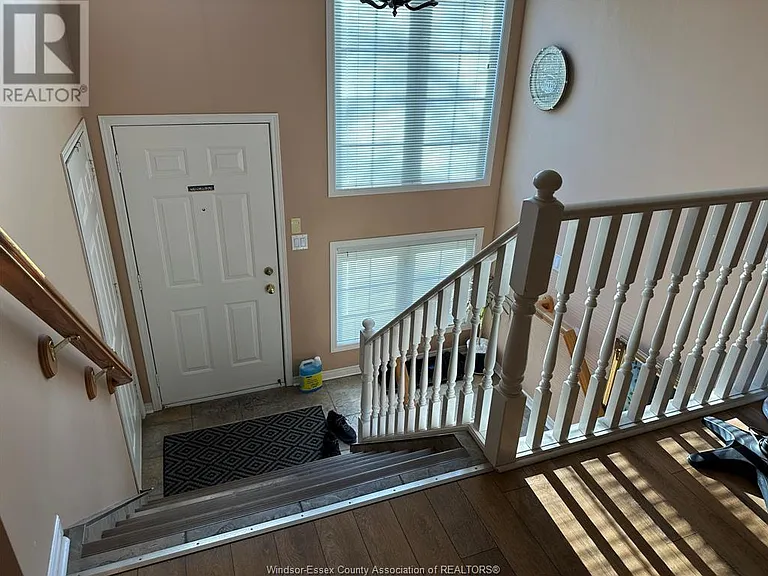 3262 Daytona Ave — Photo 7