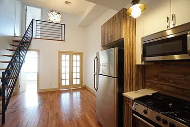 Rented by Rennit Inc.