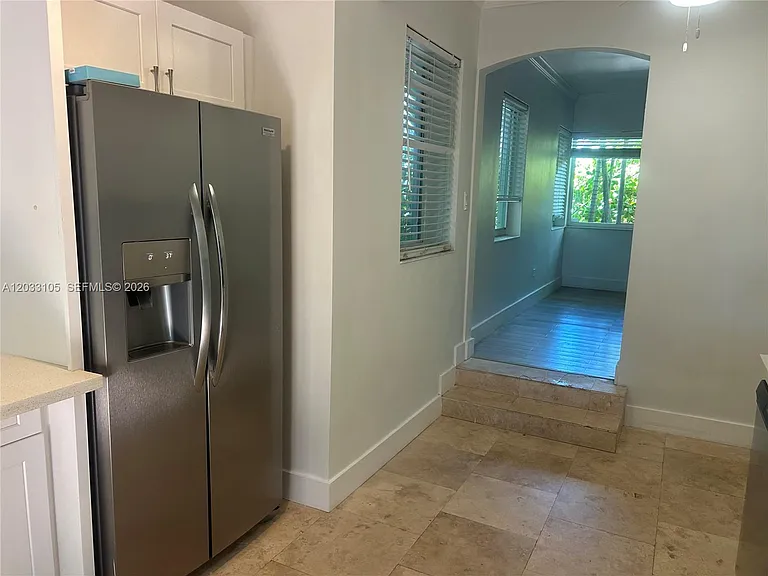 8200 Byron Ave #3 — Photo 4