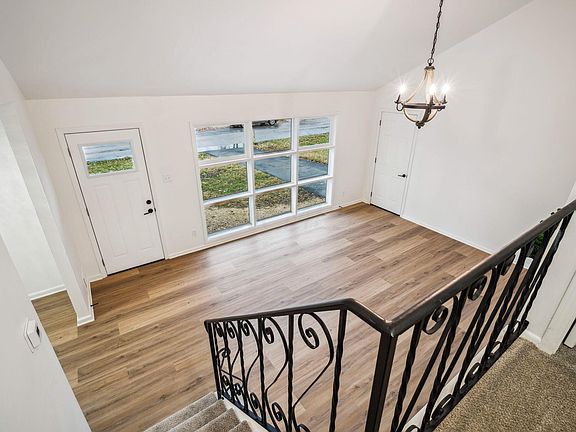 5th image of 4847 Betsy Dr