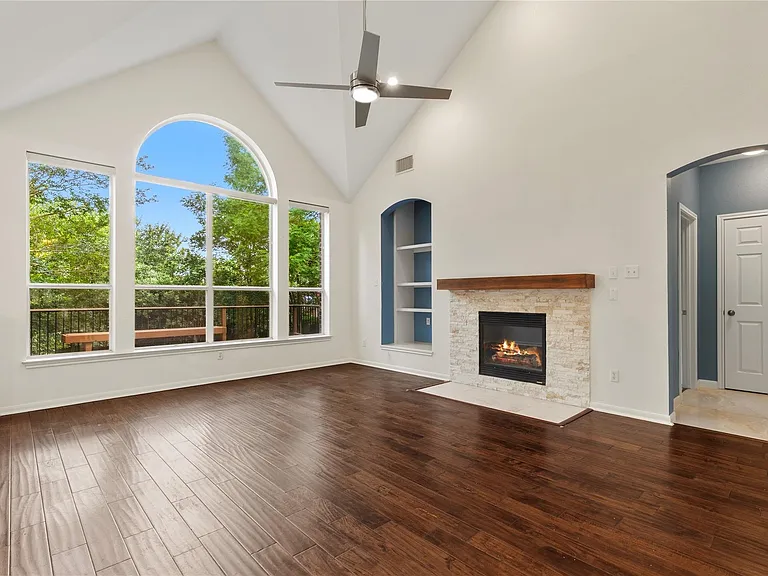 10329 Kilmarnock Dr — Photo 8