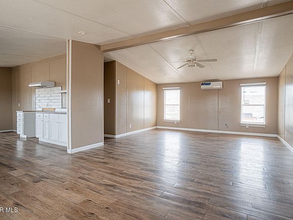 4th image of 301 Vida Bonita Way
