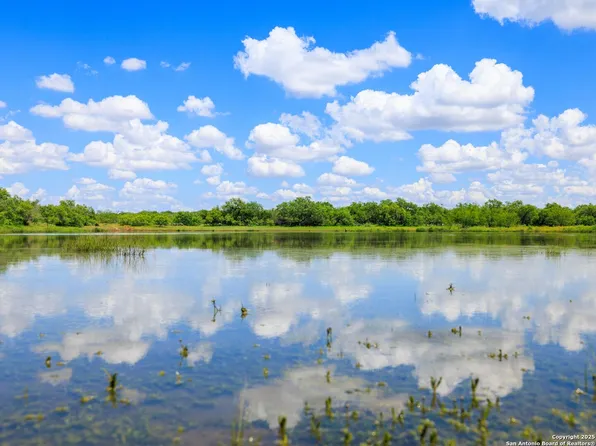 200-236 FM 3252, Carrizo Springs, TX 78836