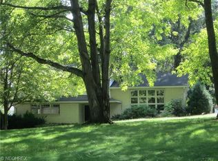 7248 Wildwood Dr, Brookfield, OH 44403