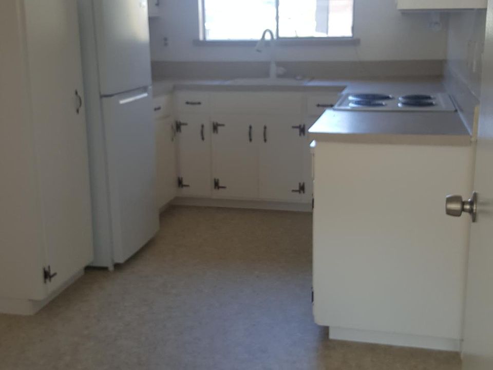 1st image of 722 Purissima St #2
