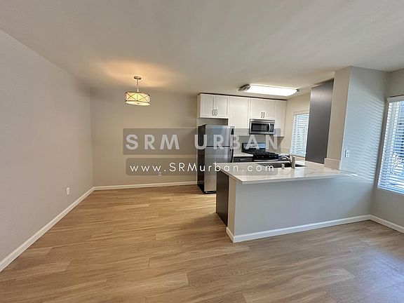 4th image of 4161 Iowa St APT 13