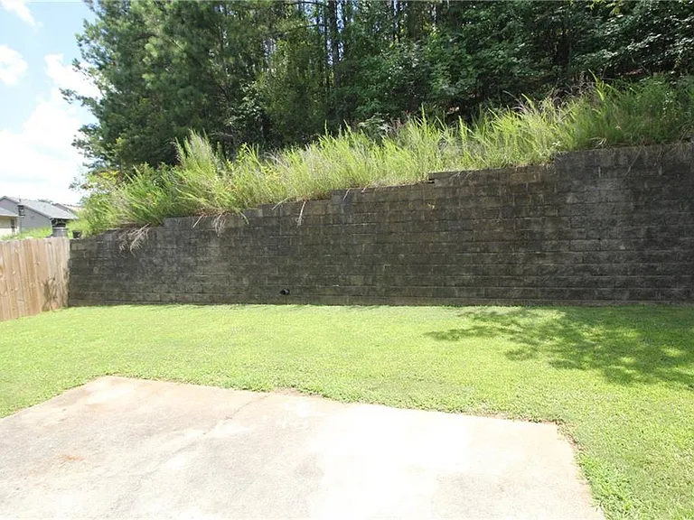 1317 Castleberry Dr — Photo 11