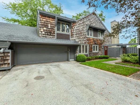136 Lakefield COURT, Wind Point, WI 53402