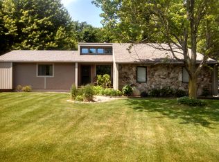 1349 Fieldview Trl, Howell, MI 48843