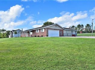 6944 Lochland Rd, New Tripoli, PA 18066