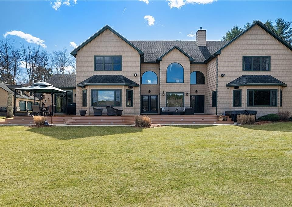 575 Wallum Lake Rd, Pascoag, RI 02859 Zillow