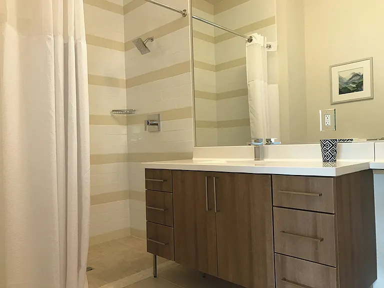 The Lofts feature Designer Baths, many with both a Tun & Shower