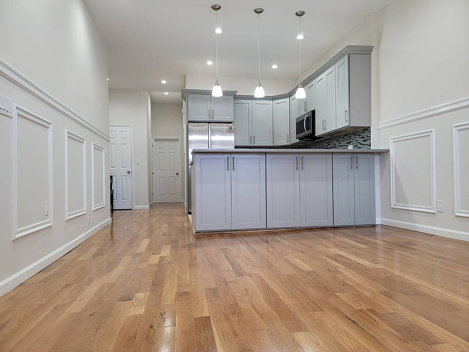 1st image of 14245-00 Rockaway Blvd #2
