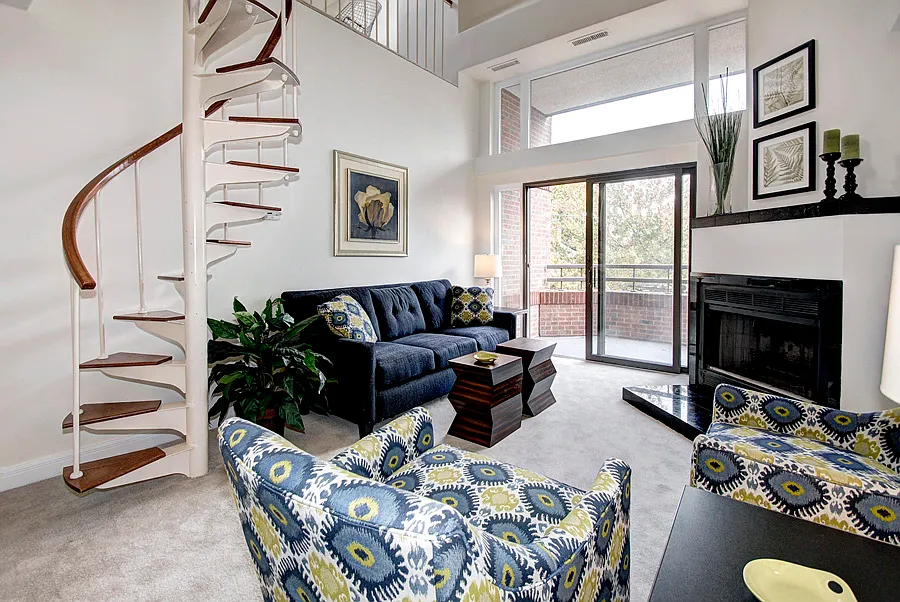 5300 43rd St NW APT 201 photo 1