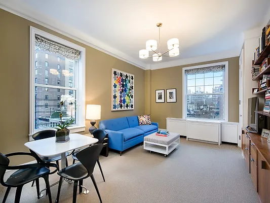 Sold by Sotheby's International Realty | media 7