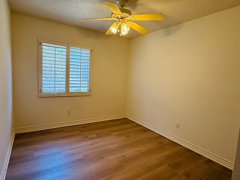 1152 Pebblewood Dr — Photo 19