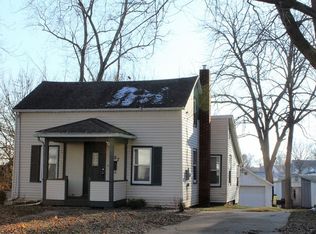 207 E Winfield St, Morrison, IL 61270