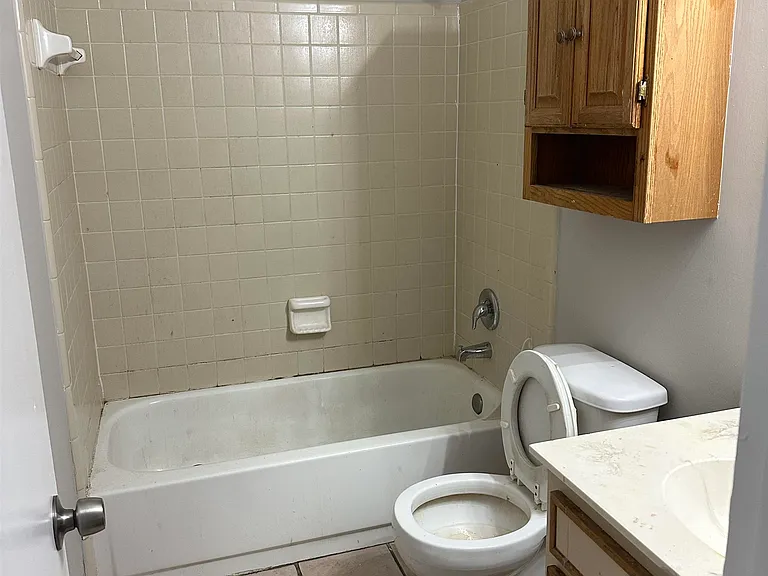 370 Hayden Rd — Photo 11