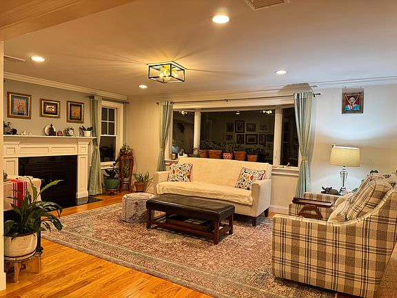 Family Room/Dining Room