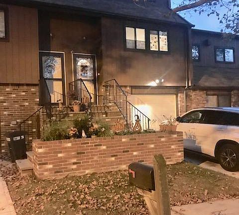 4th image of 151 Gateway Dr