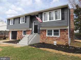 412 Darwin Dr, Newark, DE 19711