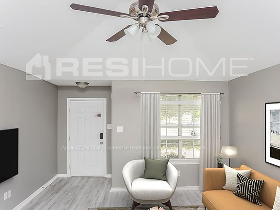5th image of 9200 Christopher Cir