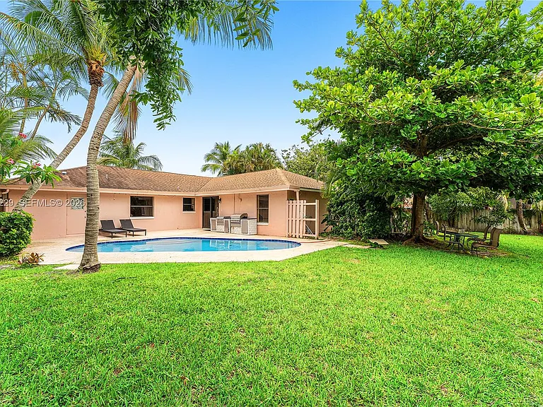 1586 Old Cypress Trl — Photo 31