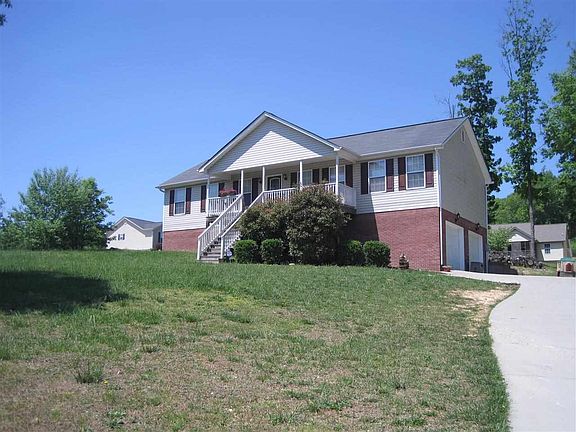 2nd image of 245 Farmway Dr SE