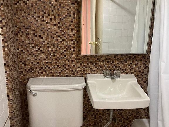 4th image of 1655 84th St Floor 1