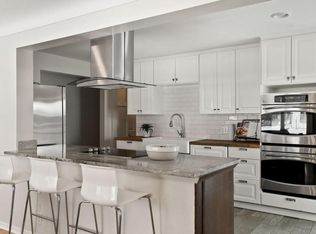 2995 Vanderbie St, Little Canada, MN 55117