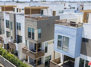 1678 Topanga, Costa Mesa, CA 92627
