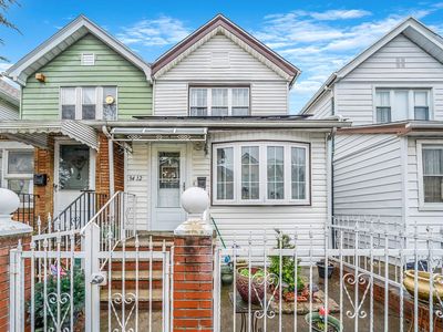 9412 82nd Place, Ozone Park, NY, 11416