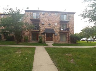 1519 N Silver Ln APT 1A, Palatine, IL 60074