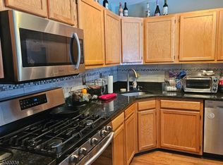 25 Sycamore Way, Mount Arlington Boro, NJ 07856