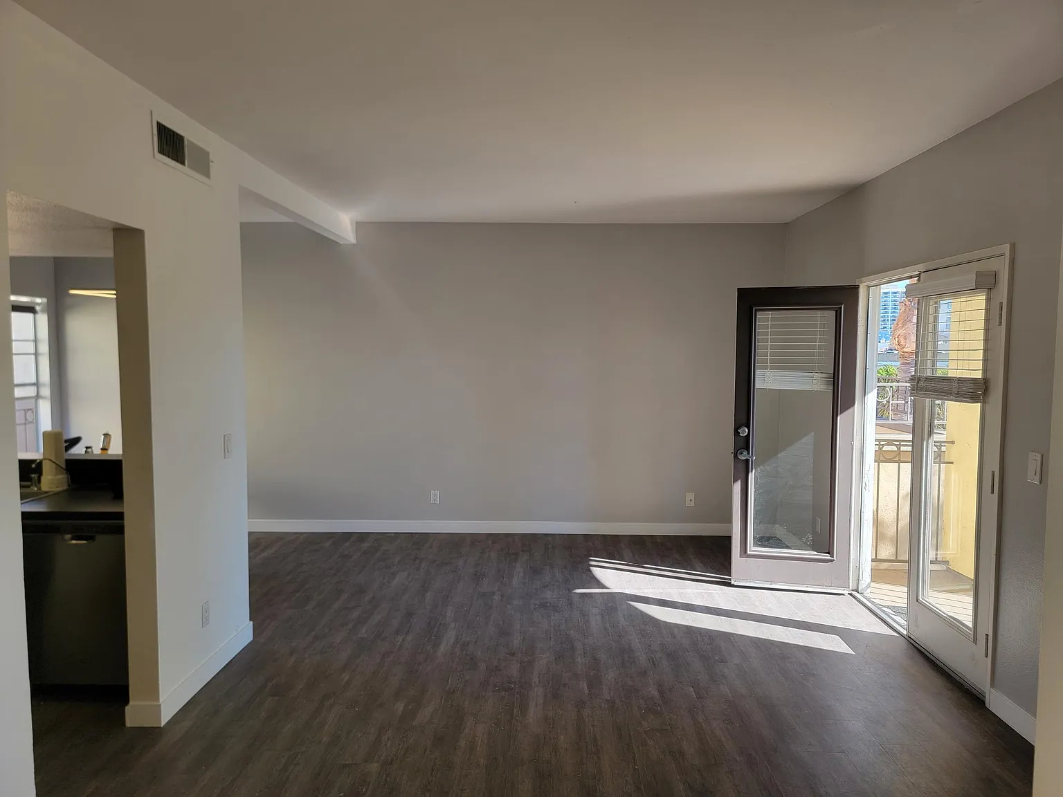 1260 Cleveland Ave — Photo 2