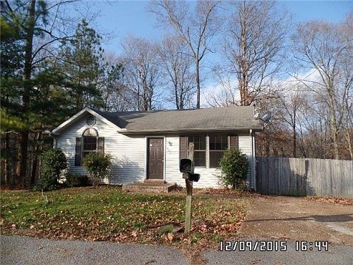 2nd image of 1033 Hollis Ln