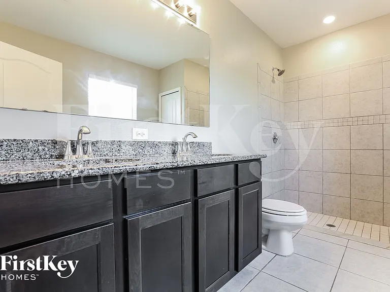 23338 Moorhead Ave — Photo 11