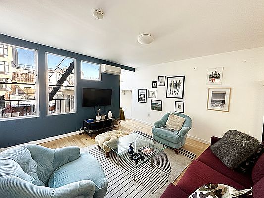 1st image of 117 S 1st St #2