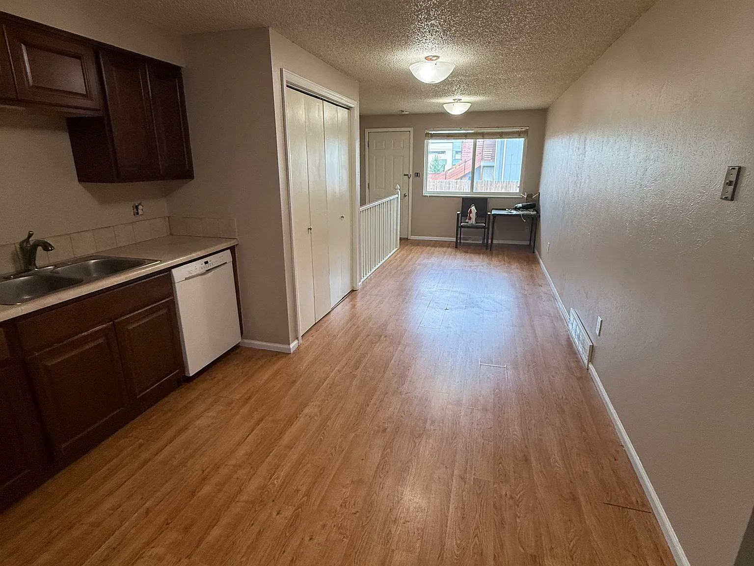 2 bed, 5032 sqft, $1,850 — Photo 4