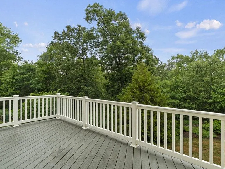 205 Monroe Point Dr — Photo 7