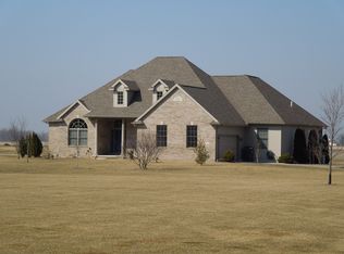 8255 Sylvania Petersburg Rd, Ottawa Lake, MI 49267