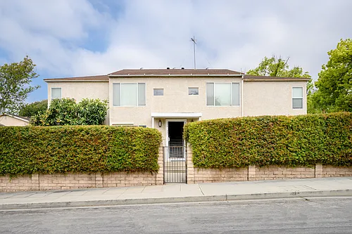 331 Cornell Dr #337 Photo 1