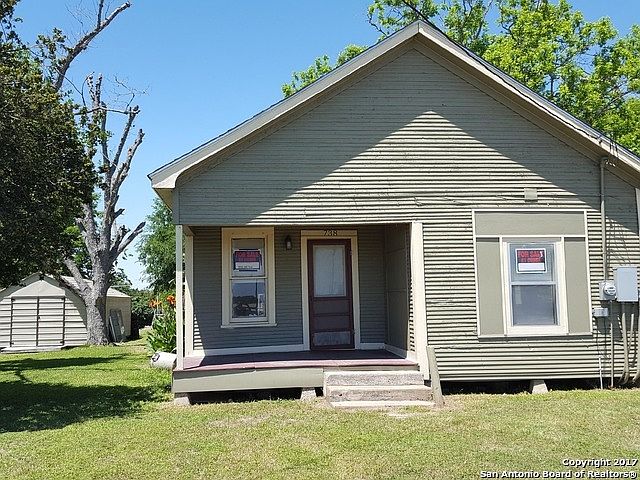1st image of 738 Guadalupe St