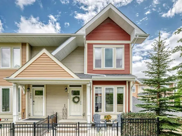 203 NW Auburn Meadows Walk SE, Calgary, AB T3M 2E7